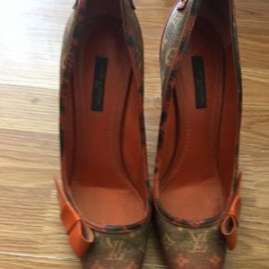Louis Vuitton Brown Monogram Canvas Pointy Pumps